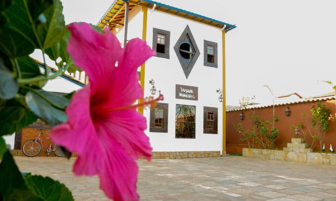 Tiradentes Hotel | Top-Rated Pousada Toque Mineiro with Pool & Hot Tub