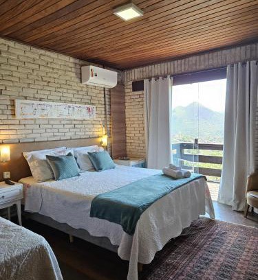 Chacara Paraiso Hotel | Inviting Pousada Vale das Flores with Pool & Family Fun
