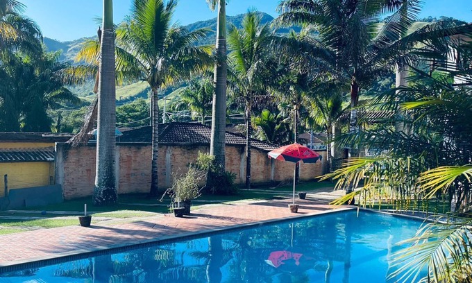 Sana Hotel | Relaxing Getaway at Pousada Vale do Luar with Pool & Spa