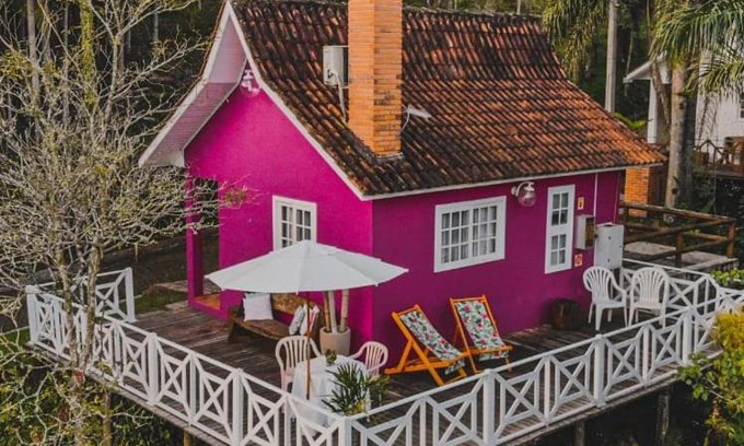 Urussanga Hotel | Unforgettable Stay at Pousada Vale Dos Figos with Breakfast
