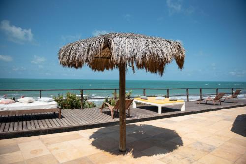 Canoa Quebrada Cabin | Delightful Pousada Vila Canoa: Oceanfront Bliss Awaits