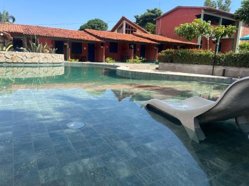 Sao Jose de Ribamar Hotel | Oceanfront Pousada Vila do Mar with Pool & Family Amenities