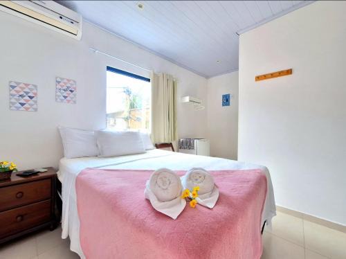 Paraty Hotel | Cozy Pousada Vila Mar: Family-Friendly with Fireplace & Kitchen