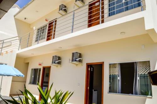 Praia da Armacao do Itapocoroi Hotel | Top-Rated Pousada Vila Regina with Family-Friendly Amenities