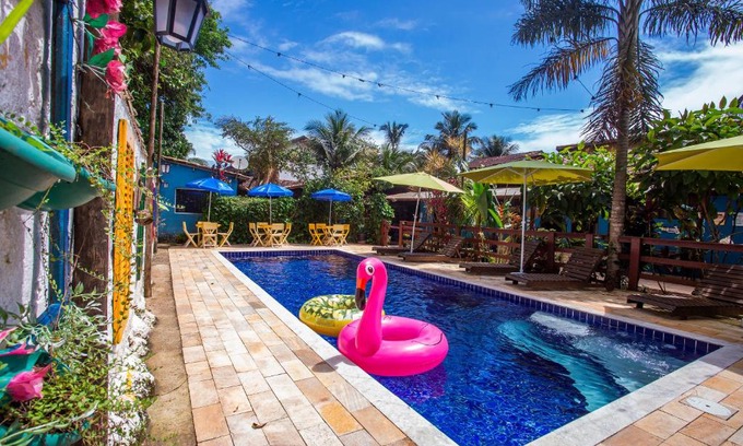 Maresias Hotel | Relax at Pousada Villa Blu Maresias with Pool & Spa