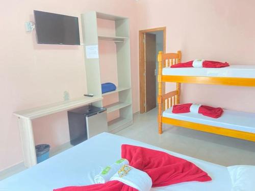 Praia da Armacao do Itapocoroi Hotel | Pet-Friendly Pousada Villa Sambaqui with High Guest Ratings