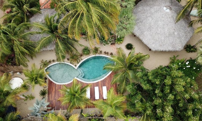 Barra Grande Bed & Breakfast | Discover Pousada Villa Zen: Oceanfront Family Escape