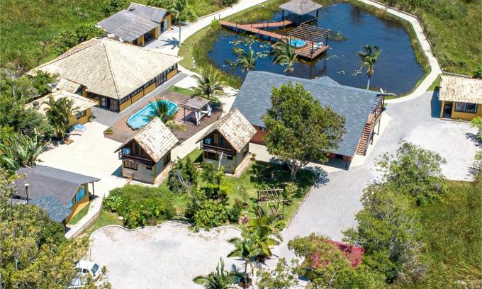 Guarda do Embau Hotel | Discover Pousada Xaxá: 5-Star Ocean View Retreat