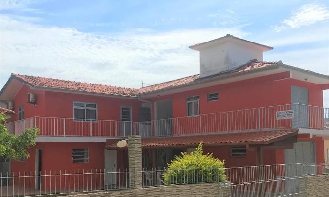 Barra da Lagoa Apartment | Pet-Friendly Pousadajn with Ocean View and Top-Rated Service