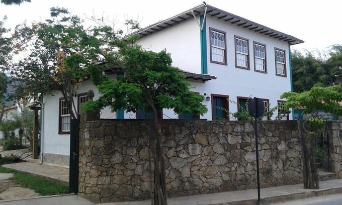 Tiradentes Hotel | Unmatched Comfort at Pouso Realeza with Wheelchair Access