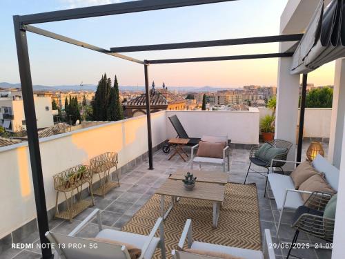 Cervantes House | Power Home: Family-Friendly Retreat with Pool Access