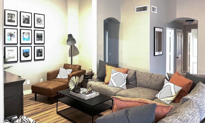 Power Ranch House | Pet-Friendly Power Ranch Retreat with Pool & Top Reviews