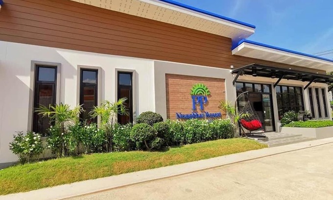 Nong Khai Resort | Oceanfront PP Nongkhai Resort with Pool & Breakfast Included