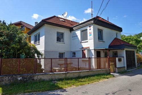 Podkopna Lhota House | Comfortable Stay at Prázdninový dům-Pension ROLIMPEX