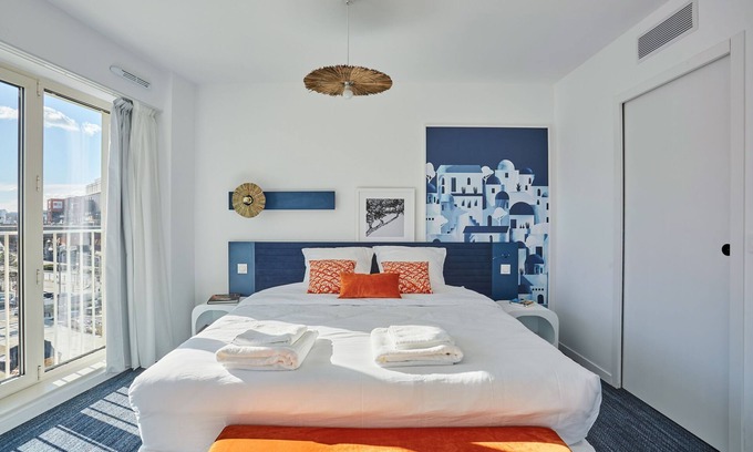 Euromed - La Joliette Condo | Modern T2 Near Vieux Port with Pool & Spa Amenities