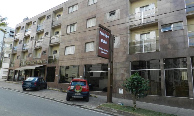 Regiao Urbana Homogenea IX Hotel | Discover Príncipe Hotel: Family-Friendly with Pool Access