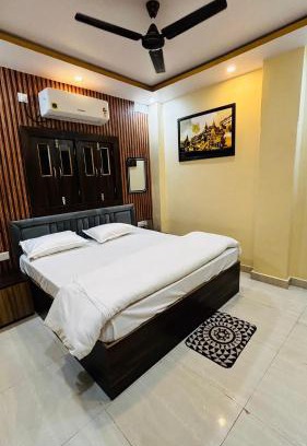 Varanasi House | Prabhakar P Guest House
