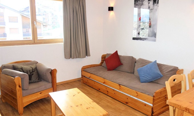 Saint-Pierre-de-Clages Apartment | Discover Pracondu 1 204: Outdoor Fun & Pet-Friendly Stay