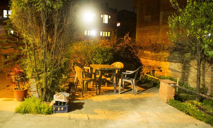 Bhaktapur Bed & Breakfast | Garden Retreat: Pradhan House Homestay with Breakfast