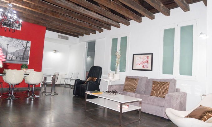 Barrio de las Letras Apartment | Guest Rated Perfection at Prado Terrace Moratín with Spa