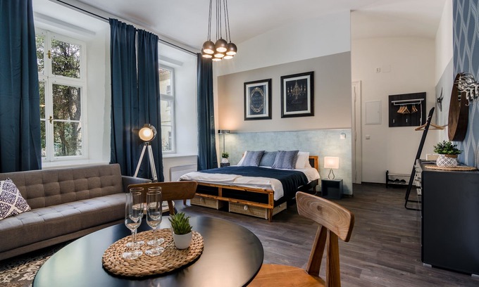 Mala Strana Apartment | Elegant Prague Kampa APTs with Pet-Friendly Amenities