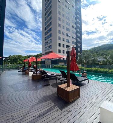 Itajai Apartment | Oceanfront Praia Brava AP - 4-Star Stay with Pool & Pets