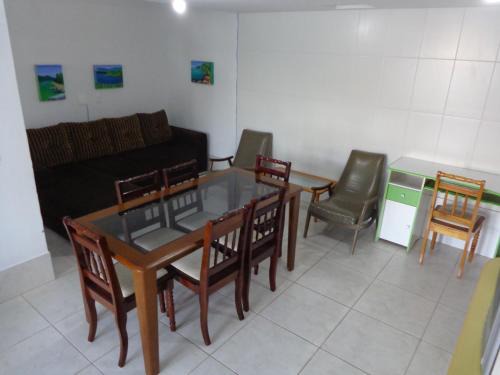 Quatro Ilhas Apartment | Beachfront 2-Bedroom Apartment with Ocean View & WiFi