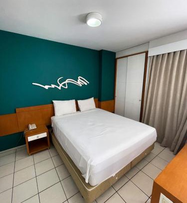 Praia do Canto Apartment | Oceanfront Bliss at Praia do Canto Apart Hotel, Apt 405