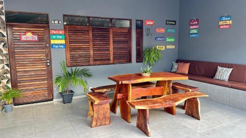 Barra Mar Apartment | Beachfront Fun with Pool Access for Your Getaway Retreat