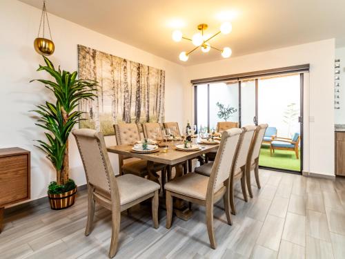 La Joya House | Exceptional Praiano San Marino: 4-Star Pet-Friendly Getaway