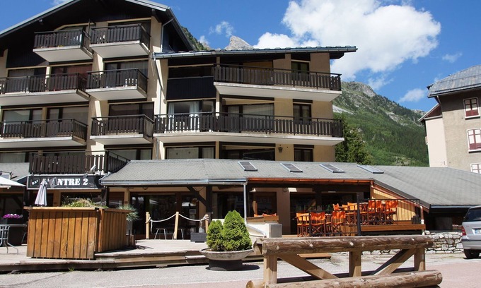 Pralognan-la-Vanoise Apartment | Explore Pralognan La Vanoise: 9.8 Rated Nature Retreat