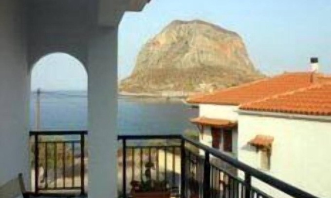 Monemvasia Hotel | Ocean View Retreat at Pramataris - Rated 8.6/10 by Guests