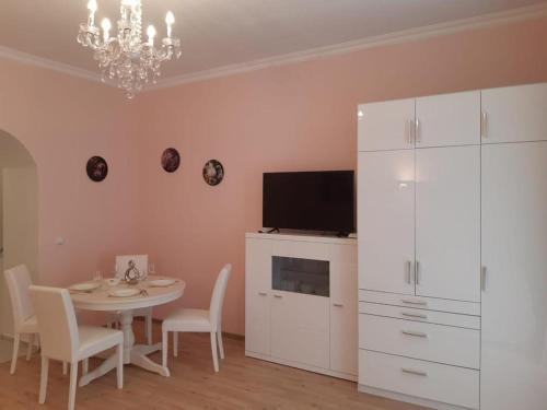Stuwerviertel Apartment | Family-Friendly Stays at Prater Zentrum — Rated 8.2/10