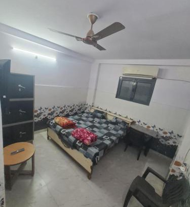 Allahabad House | Prayag Hospice's Premium Home Stay Facility