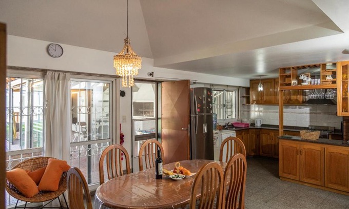 Mendoza Villa | Family Haven with Pool & Pet-Friendly in Prime Location