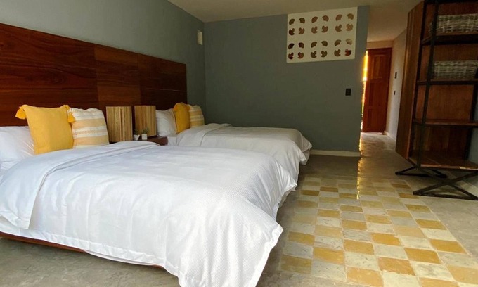 Barrio de Santiago Hotel | Comfortable Room with 2 Double Beds in Mérida's Heart