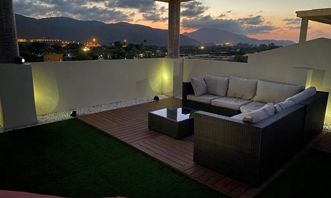 Xeraco Beach Apartment | Seaside Penthouse with Pool & Ocean View, Steps from Beach