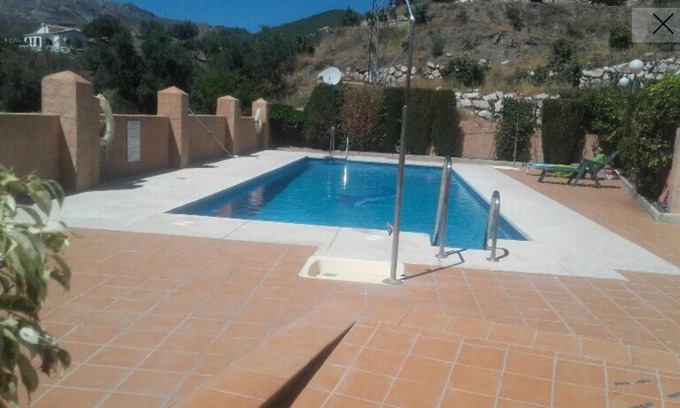 Alcaucin Apartment | Beautiful Apartment in Residential Complex with Pool Access