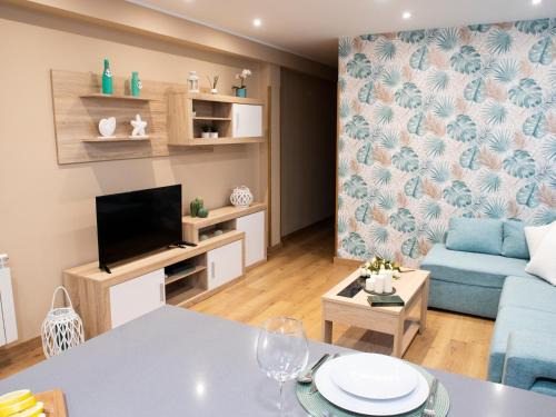 Aviles Apartment | Elegant Apartment in Central Aviles with Ocean View