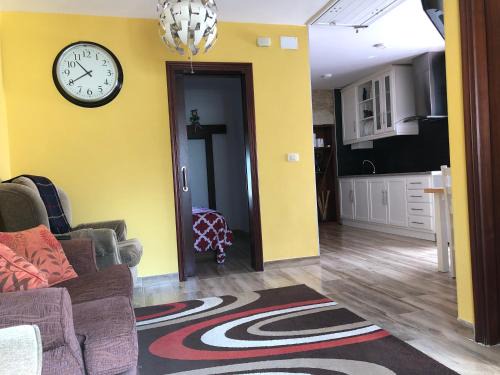 Mondariz Apartment | Charming Fina la Caprichosa Apartment in Mondariz Center