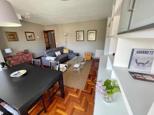 Nigran Apartment | Beautiful Duplex in Nigrán - Pet & Child Friendly Getaway
