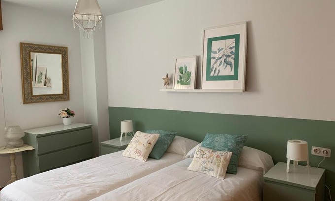 Zaragoza Centro Apartment | Beautifully Renovated Apartment in Zaragoza - 9.6/10 Rating