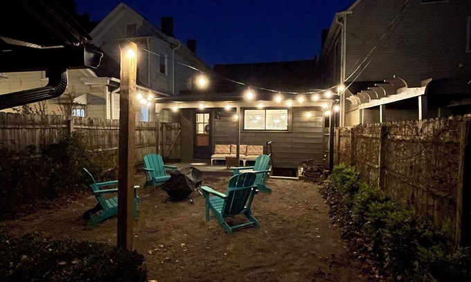 New Albany House | Gorgeous Precious Peach - 2BR Boho Home with Fire Pit!