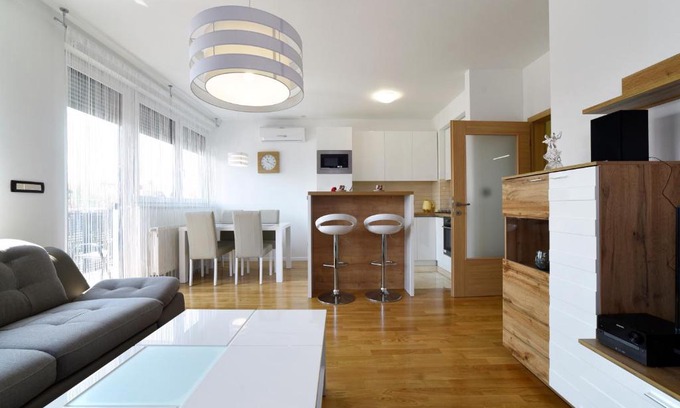 Zagreb Apartment | Precko7NEW