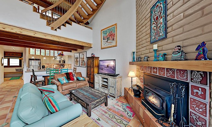 Taos Ski Valley Apartment | Family-Friendly Retreat at Predock 3C – Rated 8/10