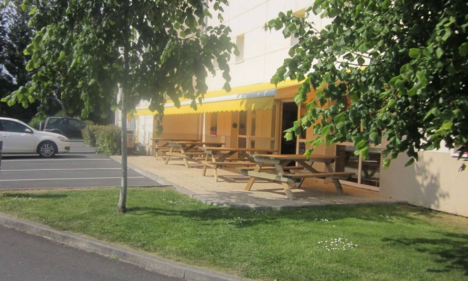 Bayeux Hotel | Discover Première Classe Bayeux: Family-Friendly Getaway