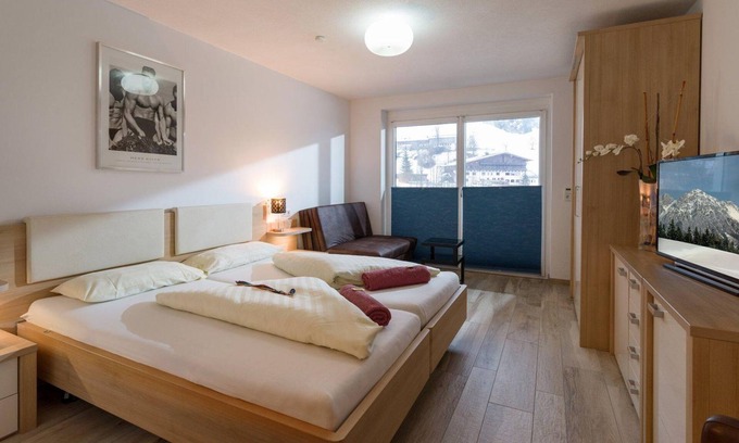 Scheffau am Wilden Kaiser Cottage | Premium-studioappartement Balkon, Küche, Couch ÜF - Haus Romeo - Alpine Gay Resort