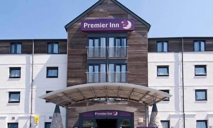 Plymouth Hotel | Premier Inn Plymouth - Sutton Harbour