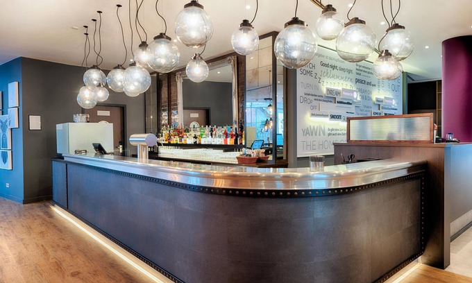 Kurpark Hotel | Premier Inn Stuttgart Bad Cannstatt