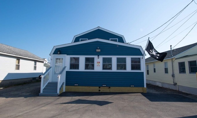 Hampton House | Premier Beach Home: Walk to the Shore in 3 Minutes!